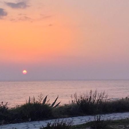 Nicol Apartmens Preveza Buitenkant foto