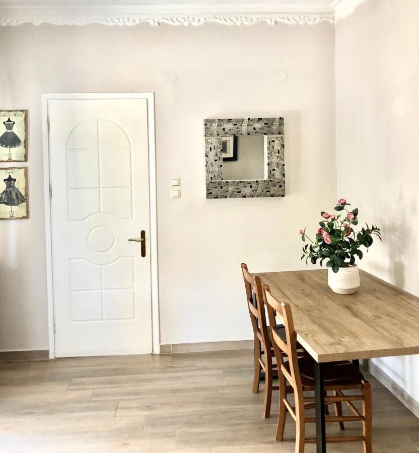 Nicol Apartmens Preveza Buitenkant foto